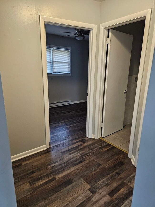 Building Photo - 115 Blakemore Cir