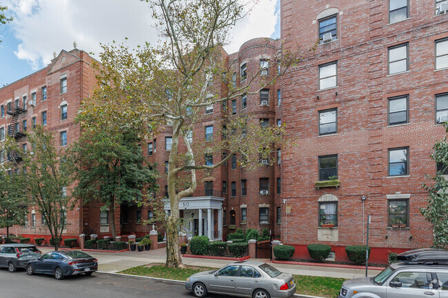 Alternate view - Lefferts House