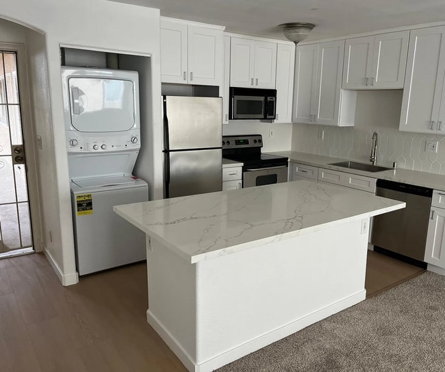 Foto del edificio - 1205 Colusa St