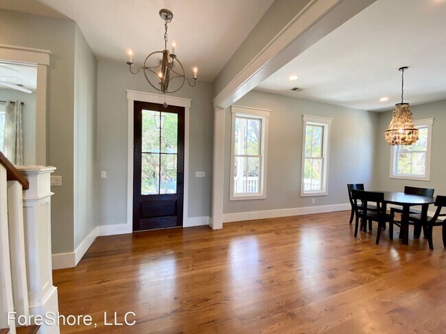 Building Photo - 4 br, 3 bath House - 25 Driftwood Dr.