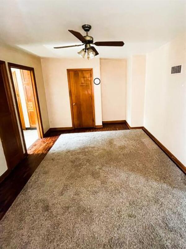 2404 Sunset Blvd, Steubenville, OH 43952 Condo for Rent in