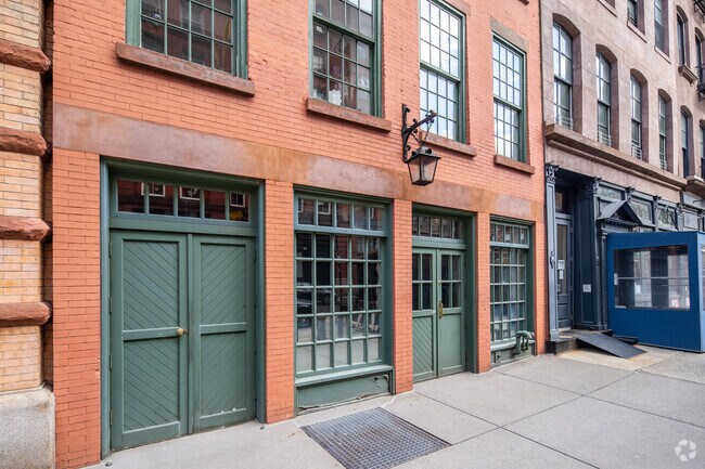 Foto del edificio - The Fish Bldg
