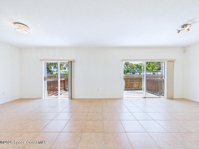 Foto del edificio - 131 Majestic Bay Ave