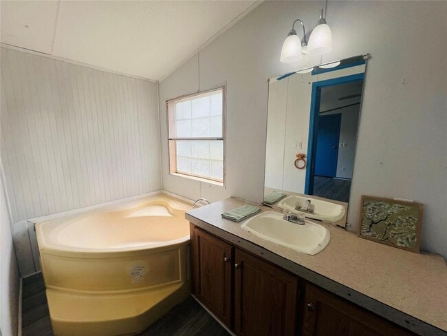 Building Photo - 2525 Oyster Creek Bend