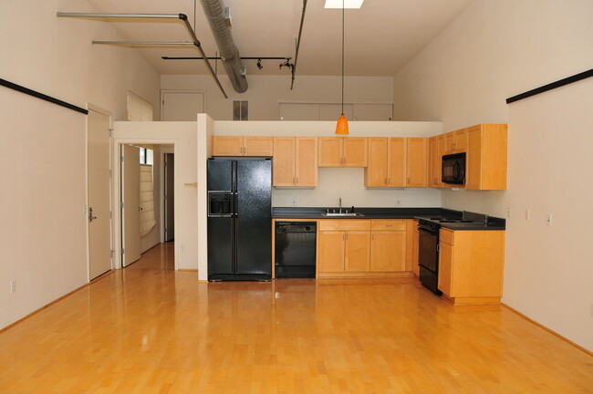 Living Room Kitchen - 81 Lansing St