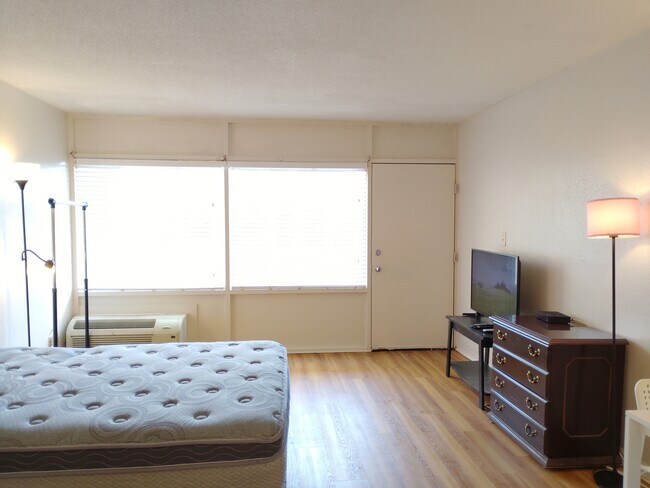 Foto del edificio - 2506 S Ocean Blvd