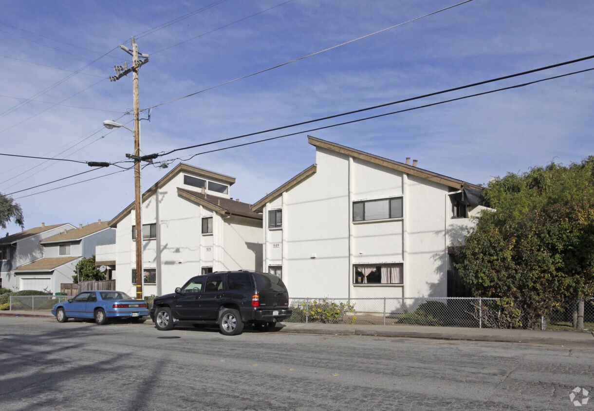 Foto del edificio - 979-989 Hilby Ave