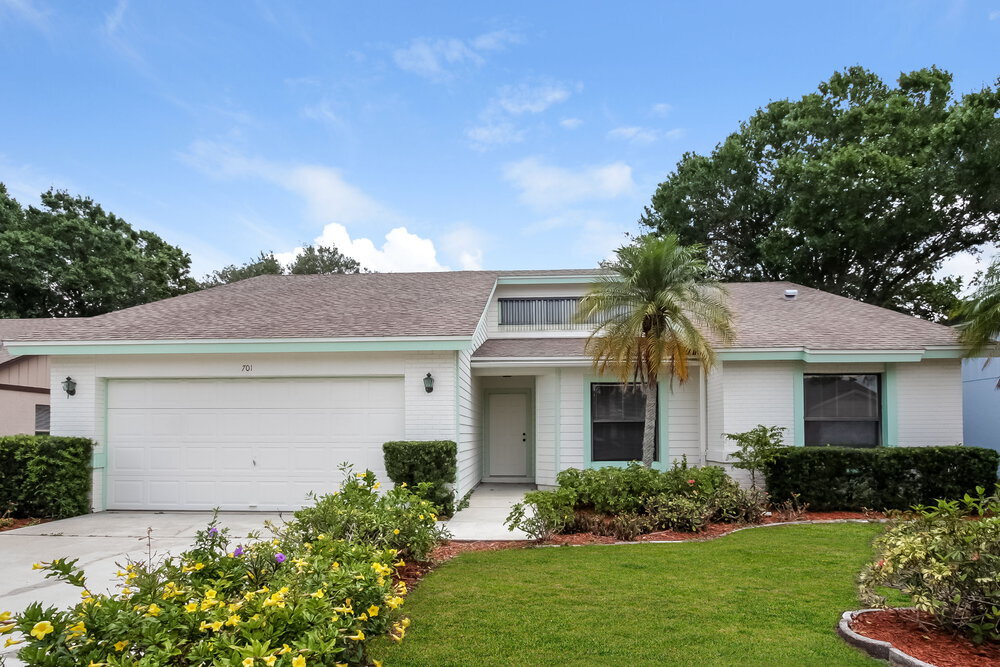 Foto principal - 701 49th St E