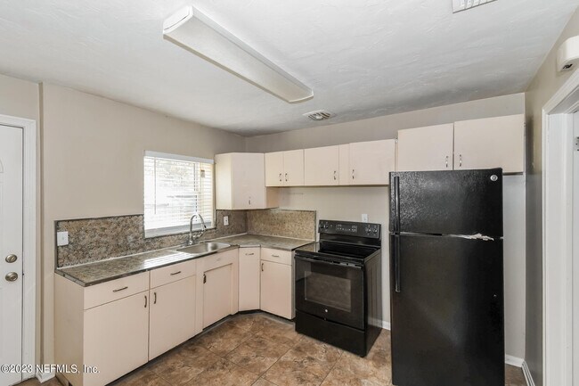 Foto del edificio - 3807 Cambay Pl