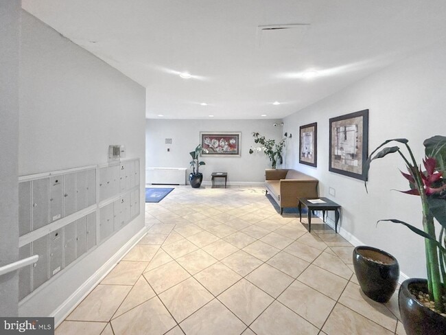 Photo - 1005 Chillum Rd Apartment