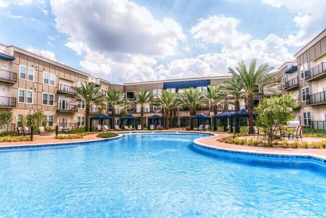 Building Photo - 19400 W Bellfort