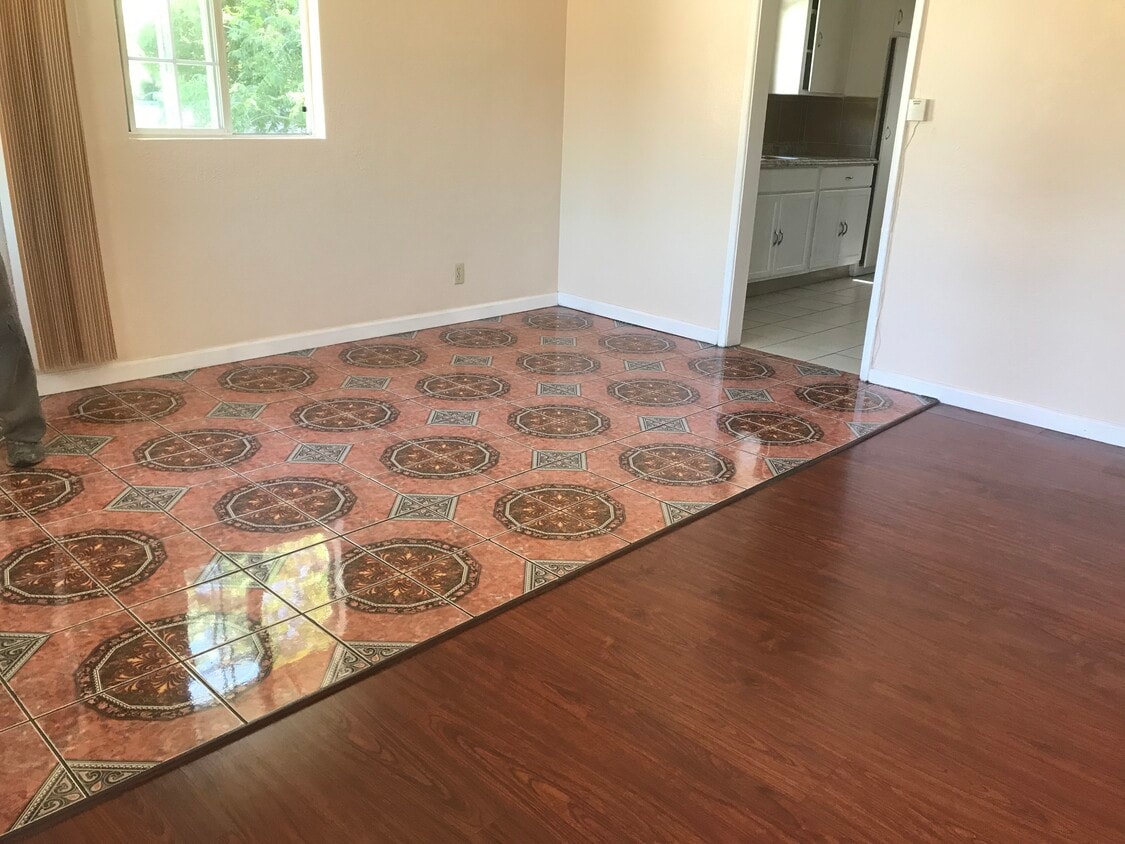 LivingRoom - 1390 N Los Robles Ave