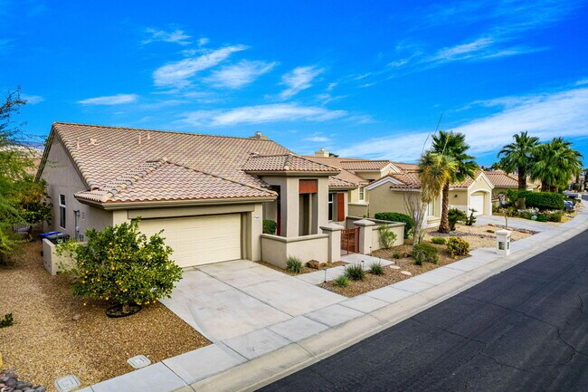 Foto del edificio - 78462 Palm Tree Ave