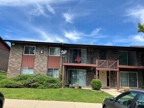 Building Photo - 247 N Neltnor Blvd
