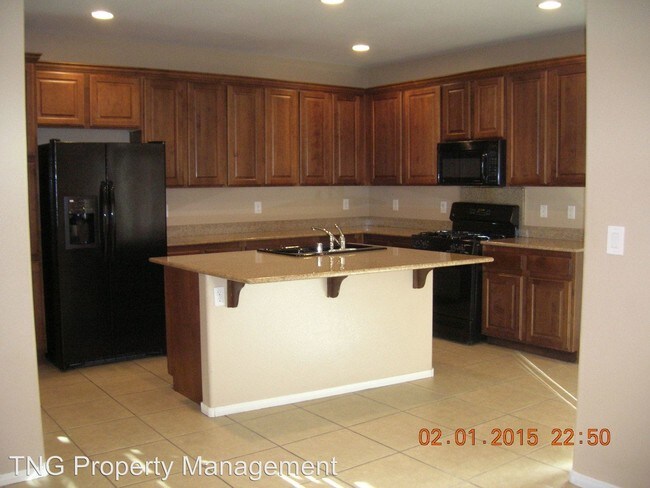 Foto del edificio - 6721 Bluebell Garden St