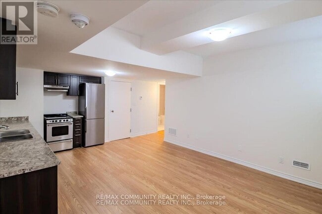 Building Photo - 44 Bannister Rd