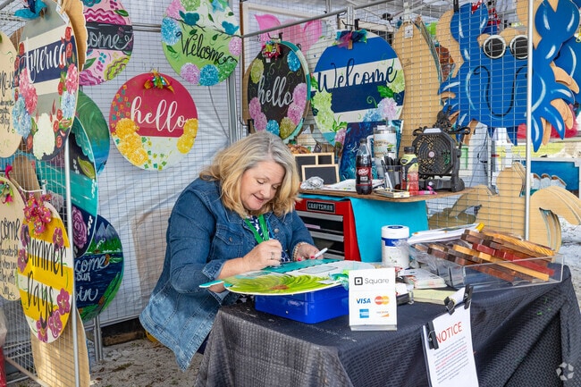 Arts showing live demonstrations at the Ballyhoo Festival.