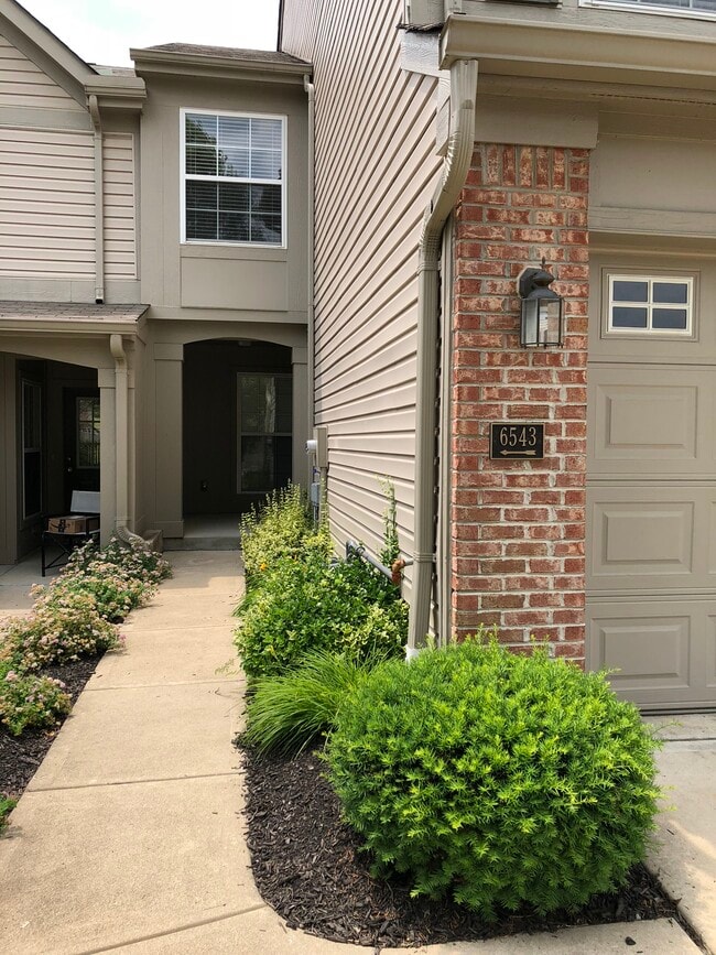 Building Photo - 6543 Twin Lakes