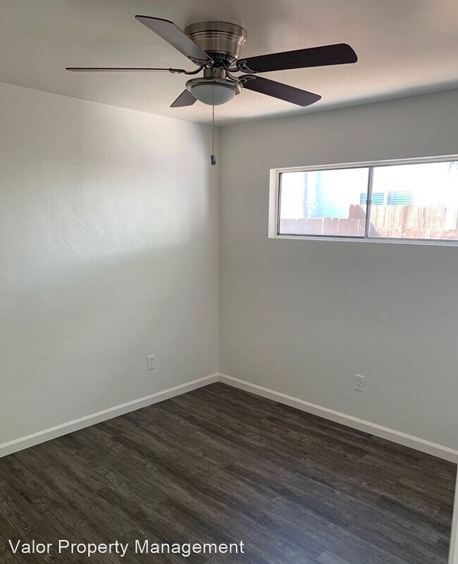 Foto del edificio - 441-449 Claydelle Ave