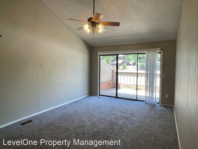 Building Photo - 2 br, 2 bath House - 4617 Hemlock Lane