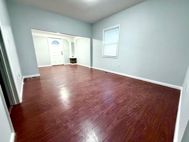 Building Photo - 735 Alabama Ave SE