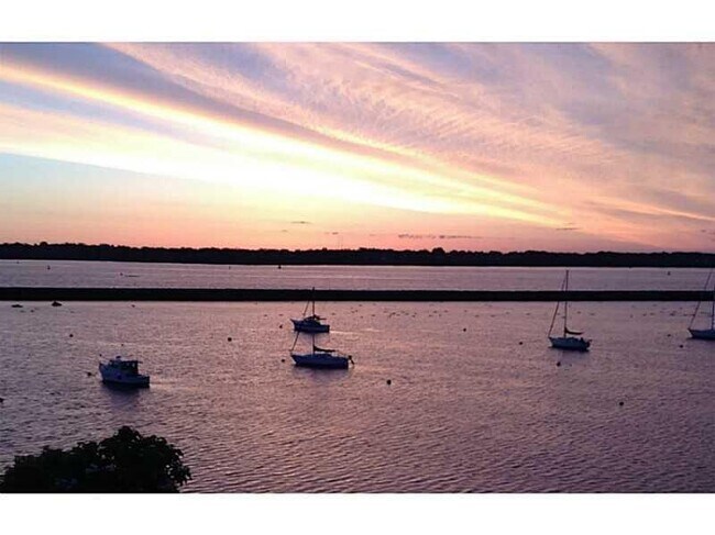 Foto del edificio - 400 Narragansett Pkwy