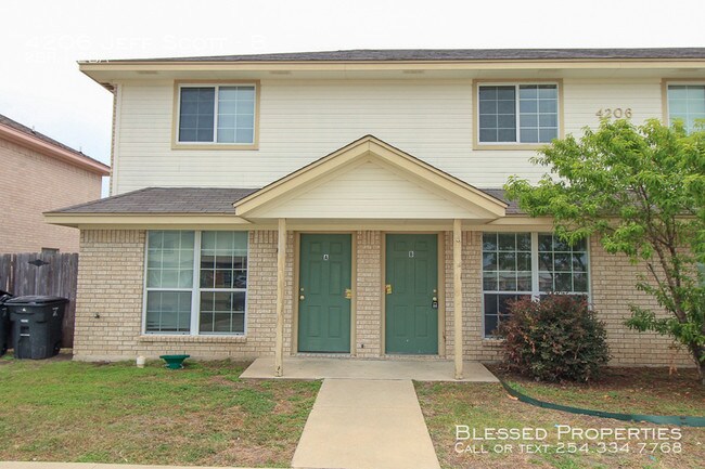 Building Photo - 4206 Jeff Scott Dr