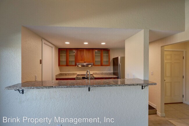 Building Photo - 2 br, 2 bath House - 14401 SE Petrovitsky ...