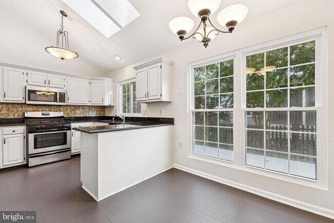Foto del edificio - 507 Foxridge Dr SW
