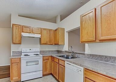 Foto del edificio - 3730 Maddie Ln