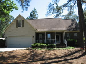 Primary Photo - 140 Lake View Dr E