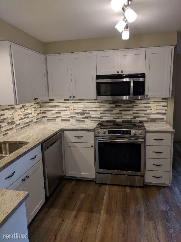 Foto principal - 3 br, 2 bath House - 14751 SE 131st Dr