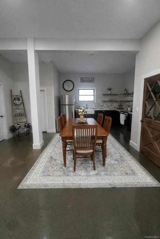 Foto del edificio - 161 Hazel Rd