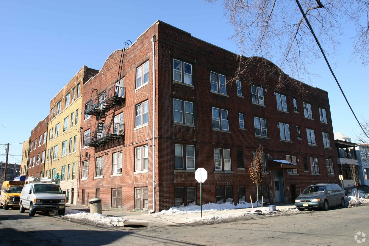 3 Lucille Pl, Passaic, NJ 07055 Apartments in Passaic, NJ