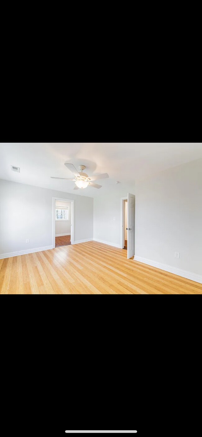 Building Photo - 78 Fox Run