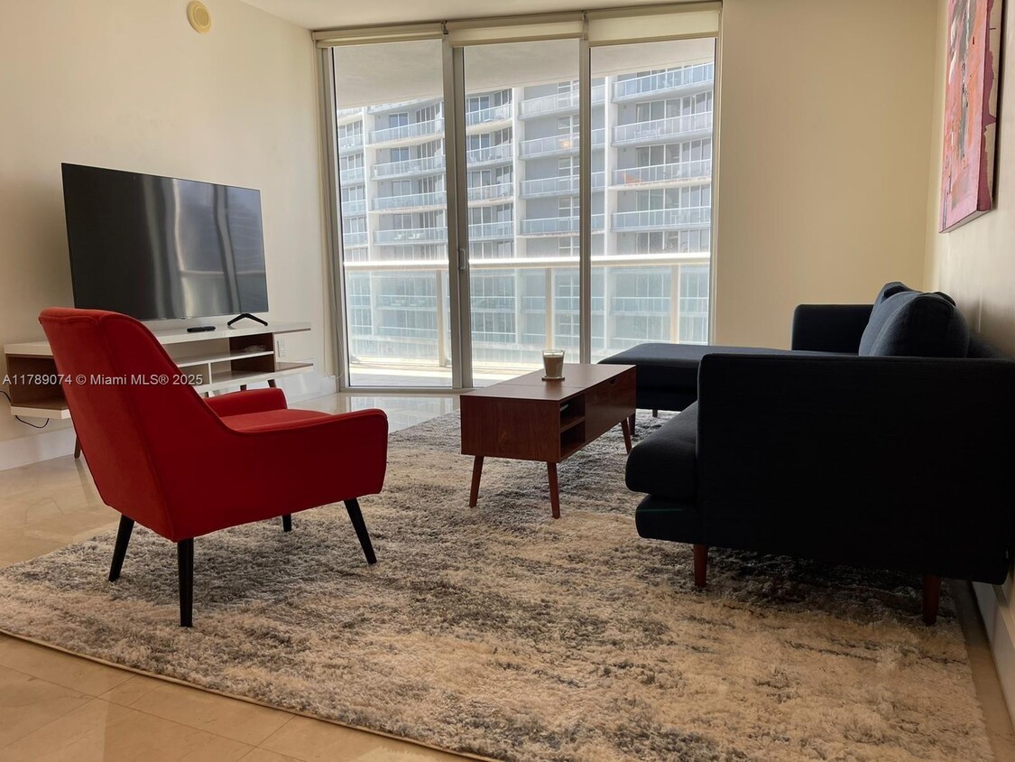 Foto principal - 475 Brickell Ave