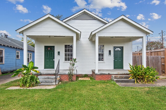 Photo - 570 Caddo St (Baton Rouge, LA) Townhome