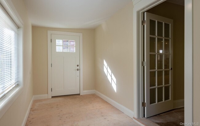 Building Photo - 46 Continental Pl