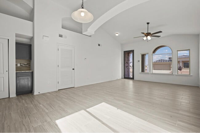 Foto del edificio - 13853 Summer Story Ave