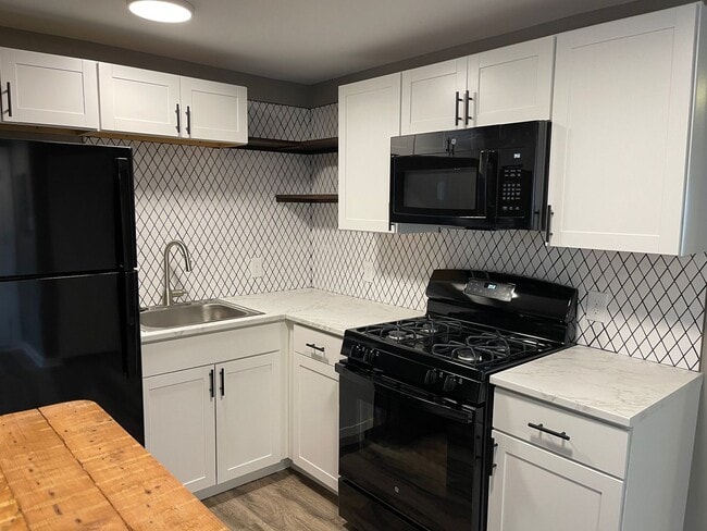 Building Photo - Merchants Lofts V Upgraded 1 Bedroom