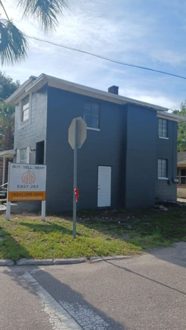 Photo - 1024/1026 W 8th St. Apartment