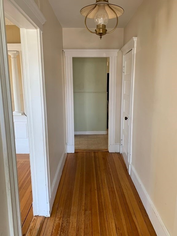 Building Photo - 17 Dunlap St