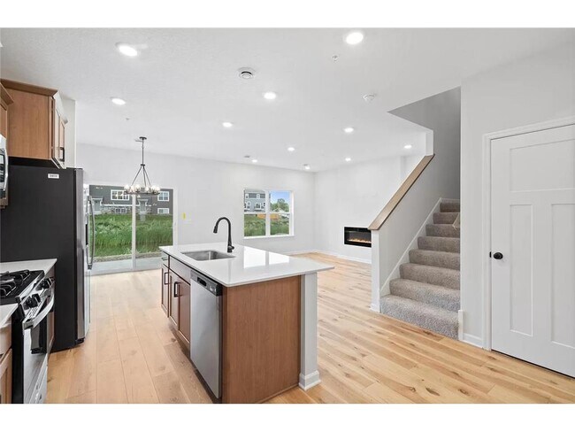 Foto del edificio - 13621 Busch Ln