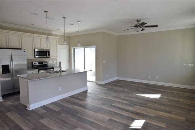 Foto del edificio - 2615 S Brown Ave