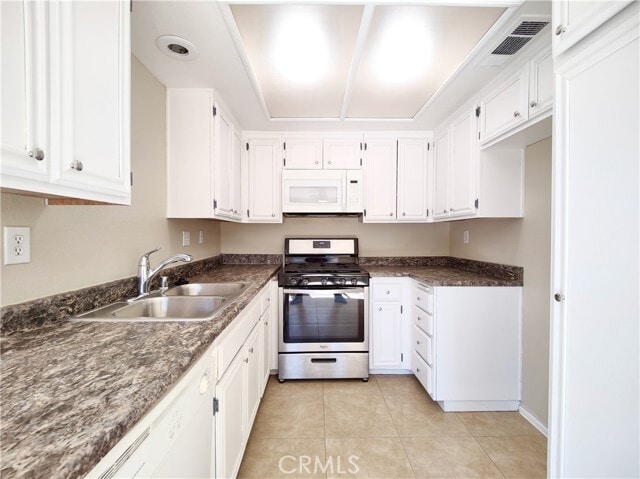 Building Photo - 857 California Privado