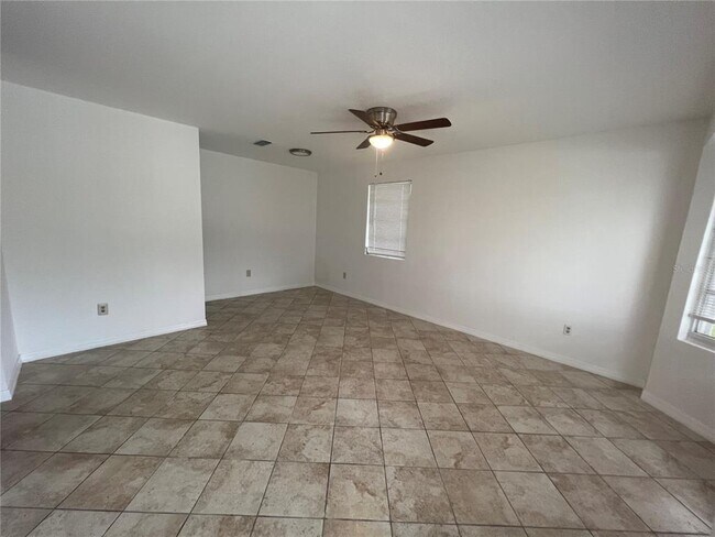 Foto del edificio - 3278 Jamestown St