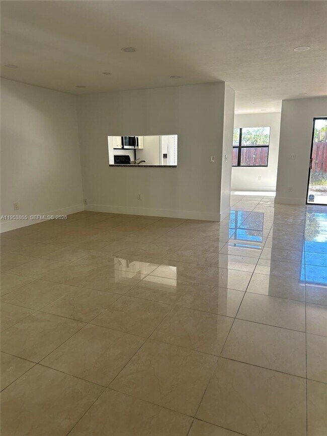 Foto del edificio - 8909 SW 113th Pl Cir W