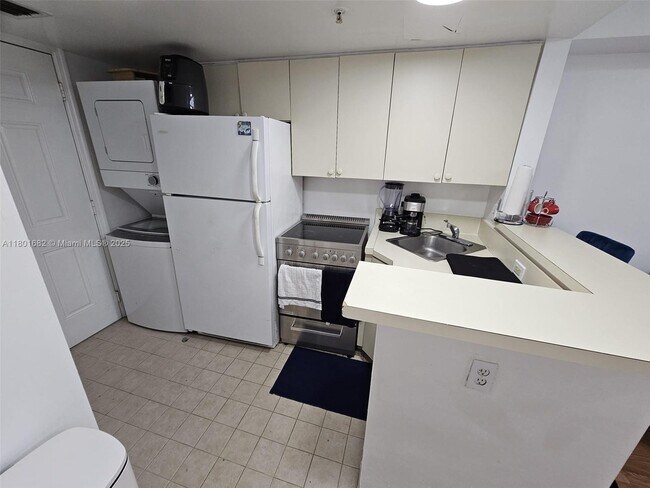 Foto del edificio - 450 SW 3rd St