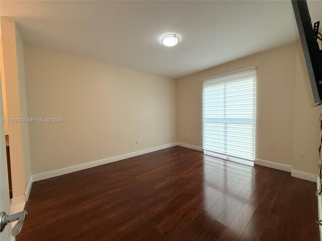 Foto del edificio - 7275 SW 90th Way