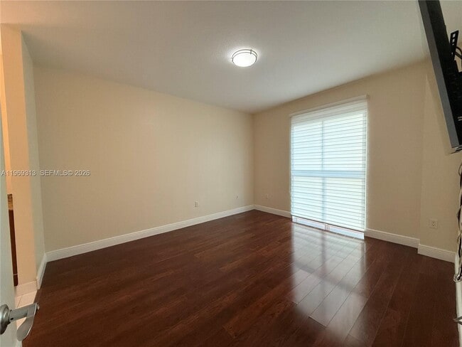 Building Photo - 7275 SW 90th Way